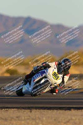 media/Jan-21-2023-CVMA (Sat) [[b9eef8ba1f]]/Race 12 Amateur Supersport Open/